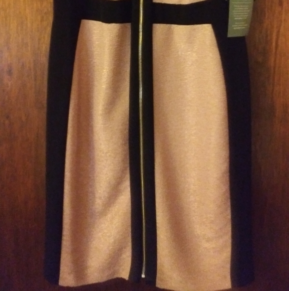 Dress - Picture 1 of 5